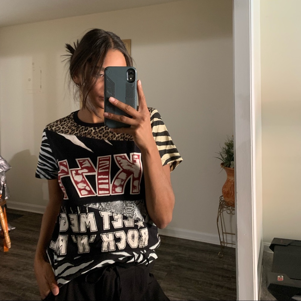 alice + olivia rocker tee! s!